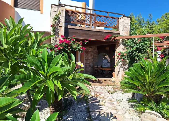 Glamorous Nefeli * Koskinou (Rhodes)