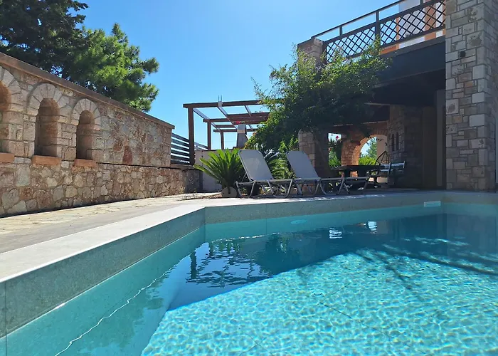 Glamorous Nefeli Villa Koskinou (Rhodes)