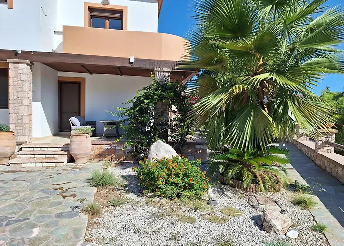 فيلة Glamorous Nefeli Koskinou (Rhodes)